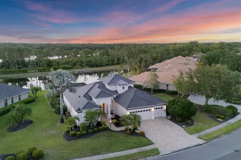 7034 Honeysuckle Trl, Lakewood Ranch, FL 34202