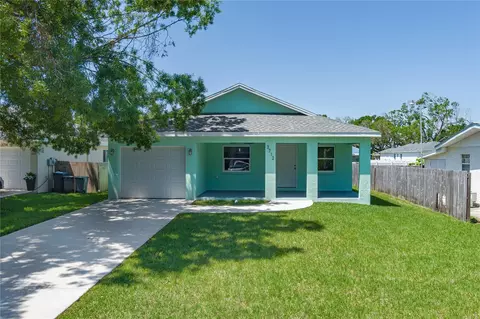 3712 19th St E, Bradenton, FL 34208