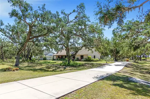 7407 91st St E, Palmetto, FL 34221