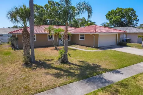 2536 Carlisle Pl, Sarasota, FL 34231