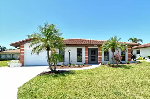 6007 Vivienda Dr #29, Bradenton, FL 34207