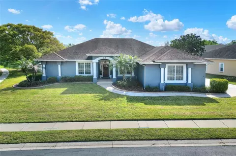 5810 Lake Victoria Dr, Lakeland, FL 33813