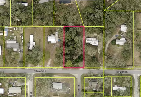 34945 Reynolds St, Dade City, FL 33523