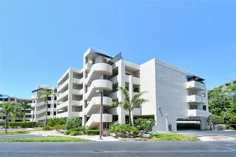 835 S Osprey Ave #310, Sarasota, FL 34236