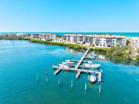 3540 Gulf Of Mexico Dr #202, Longboat Key, FL 34228