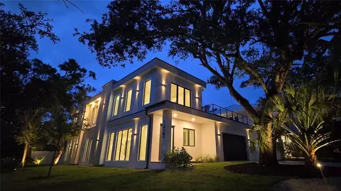 Undisclosed, Sarasota, FL 34239