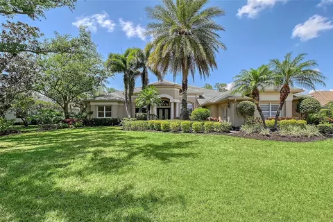 2570 Tom Morris Dr, Sarasota, FL 34240