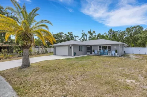 2867 Indianwood Dr, Sarasota, FL 34232