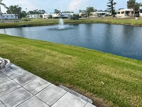 5 N Buena Vista Ave, Englewood, FL 34223
