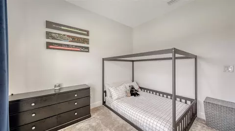 Bedroom - 11869 Richmond Trl, Parrish, FL 34219 photo 5 of 8