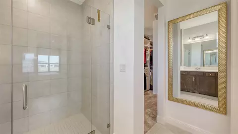 Bath - 11869 Richmond Trl, Parrish, FL 34219 photo 3 of 4