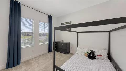Bedroom - 11869 Richmond Trl, Parrish, FL 34219 photo 6 of 8