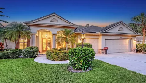 4832 Carrington Cir, Sarasota, FL 34243