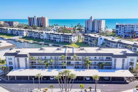 4380 Exeter Dr #304, Longboat Key, FL 34228