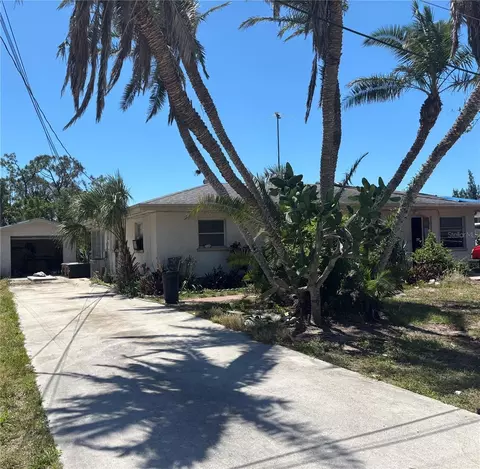 907 Hampton Rd, Nokomis, FL 34275