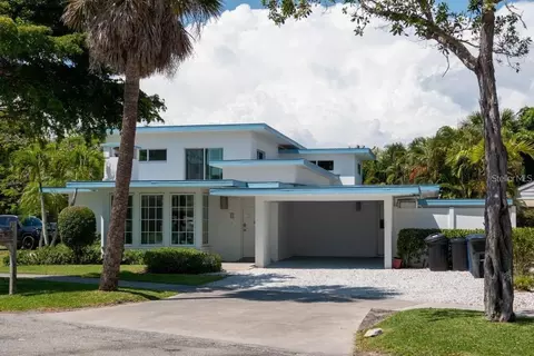 91 Avenida Veneccia, Sarasota, FL 34242