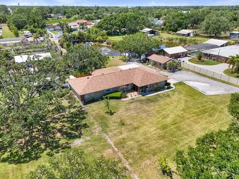 View/Area - 5024 37th St E, Bradenton, FL 34203 photo 5 of 8