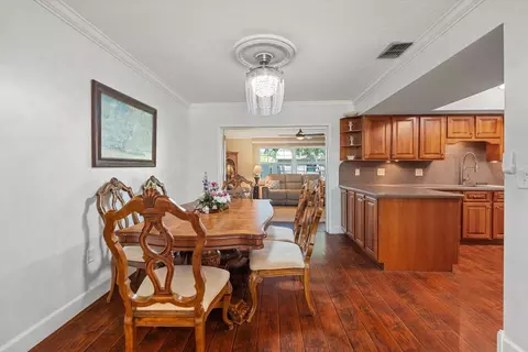 Dining - 5024 37th St E, Bradenton, FL 34203 photo 1 of 2