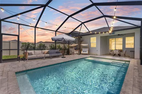 5861 Bungalow Grove Ct, Palmetto, FL 34221