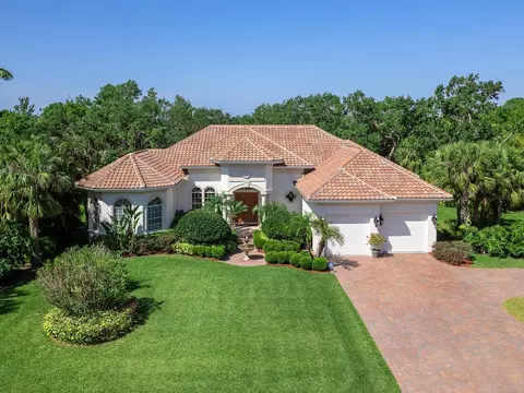 6612 Butlers Crest Dr, Bradenton, FL 34203