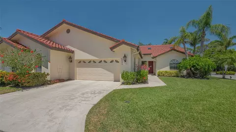 4691 Las Brisas Ln, Sarasota, FL 34238