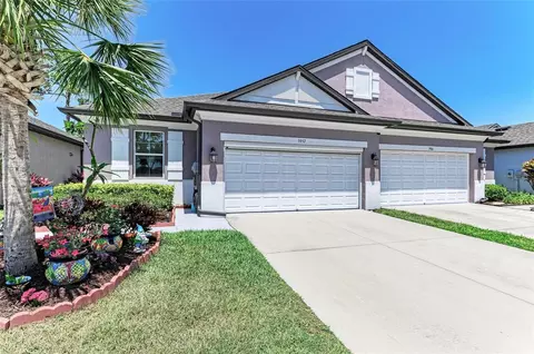 5957 Amberly Dr, Bradenton, FL 34208