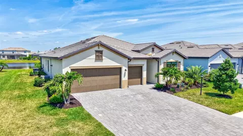 4975 Seafoam Trl, Bradenton, FL 34211
