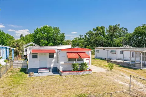 108 Orange Grove Ave S, Nokomis, FL 34275