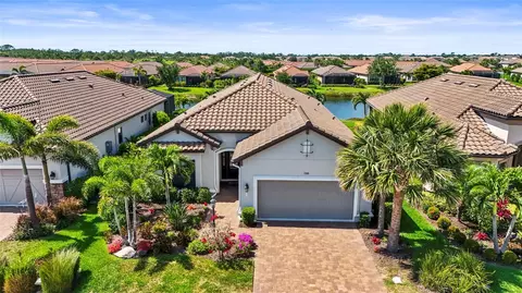 5388 Bartolomeo St, Sarasota, FL 34238