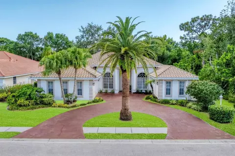 6620 Saint James Xing, University Park, FL 34201