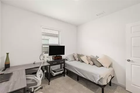 Bedroom - 9725 Last Light Gln, Parrish, FL 34219 photo 6 of 6