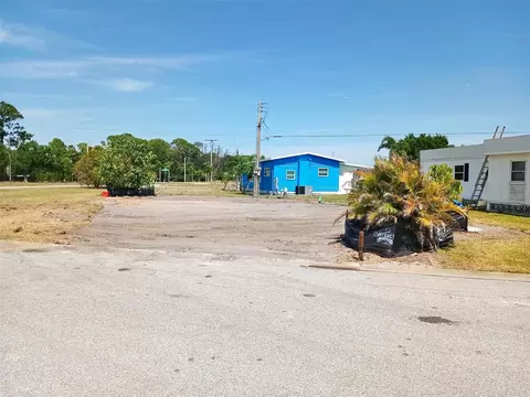 5316 Pebble Beach Ave, Sarasota, FL 34234