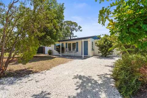 2720 Trinidad St, Sarasota, FL 34231