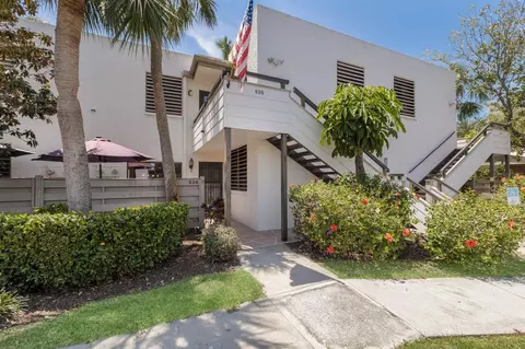 536 Lakeside Dr #0, Bradenton, FL 34210