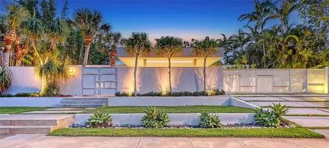 1658 Hawthorne St, Sarasota, FL 34239