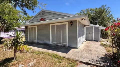 2448 45th St S, Saint Petersburg, FL 33711