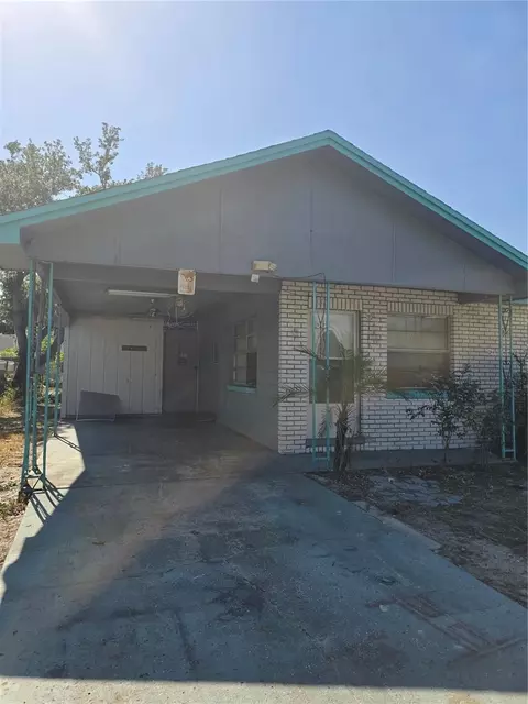605 Maggie Cir, Winter Haven, FL 33880