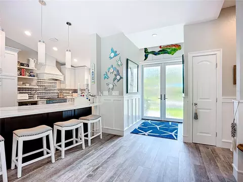 Entry Way - 403 75th St, Holmes Beach, FL 34217 photo 3 of 3
