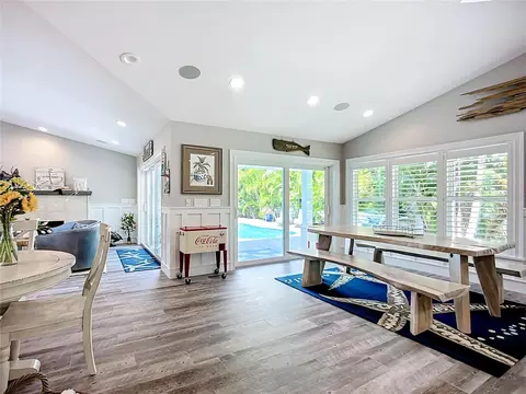 Dining - 403 75th St, Holmes Beach, FL 34217 photo 1 of 1