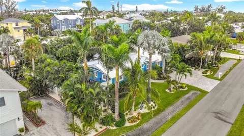 View/Area - 403 75th St, Holmes Beach, FL 34217 photo 5 of 10