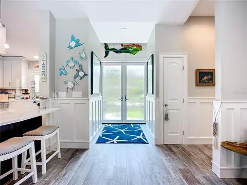 Entry Way - 403 75th St, Holmes Beach, FL 34217 photo 2 of 3