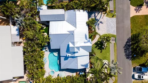 View/Area - 403 75th St, Holmes Beach, FL 34217 photo 10 of 10