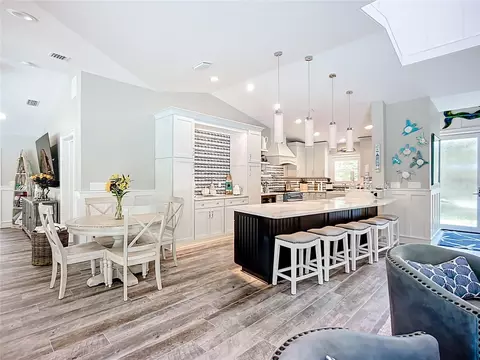 Kitchen - 403 75th St, Holmes Beach, FL 34217 photo 12 of 12