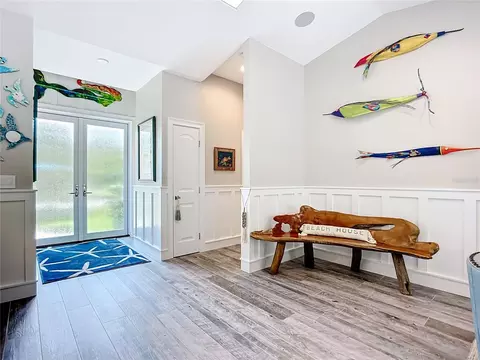 Entry Way - 403 75th St, Holmes Beach, FL 34217 photo 1 of 3