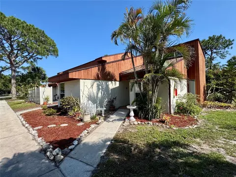 2058 Sunset Point Rd #11, Clearwater, FL 33765