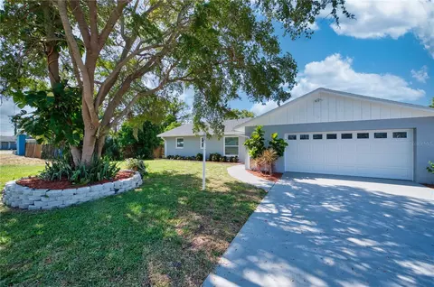 1896 Mova St, Sarasota, FL 34231