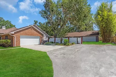 3021 Leila Estelle Dr, Plant City, FL 33565