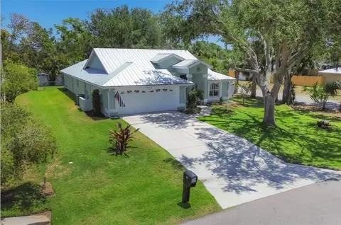 425 46th St NW, Bradenton, FL 34209