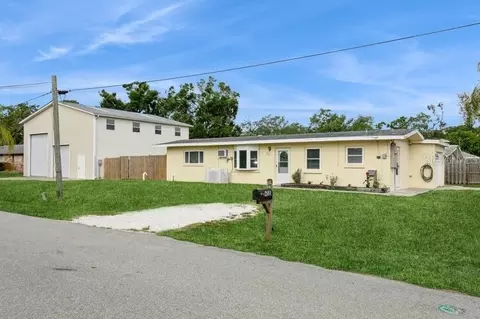 2804 W Mark Dr, Sarasota, FL 34232