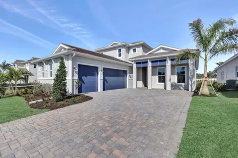 17927 Palmiste Dr, Bradenton, FL 34202